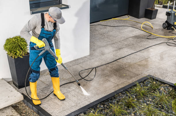 Best Commercial Building Pressure Washing  in Meadow Lake, NM